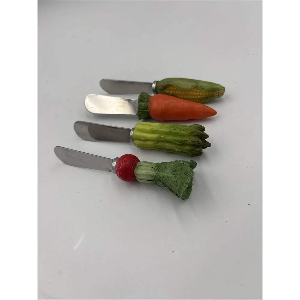 VTG Set Vegetable Carrot Corn‎ Condiment Appetizer Knives Set 4.5 